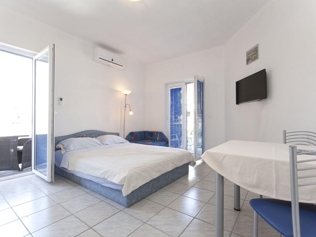 Apartments & Rooms Nikolic 파자나 외부 사진