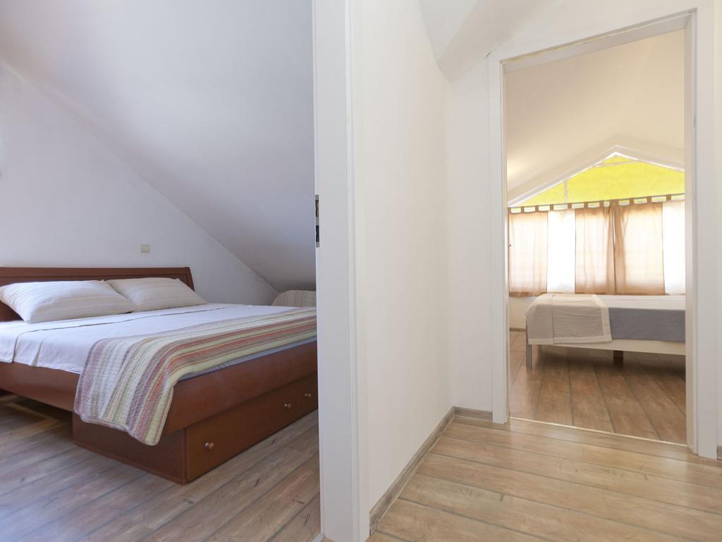 Apartments & Rooms Nikolic 파자나 외부 사진