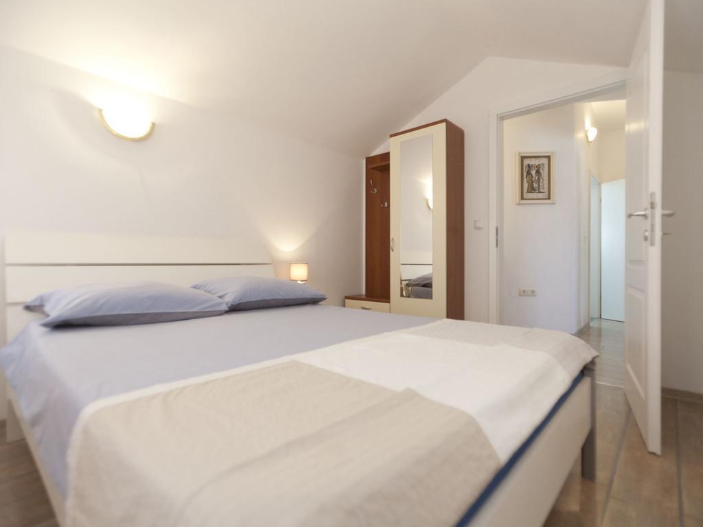 Apartments & Rooms Nikolic 파자나 외부 사진